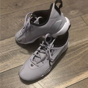 Nike youth Gray Athletic Shoes
